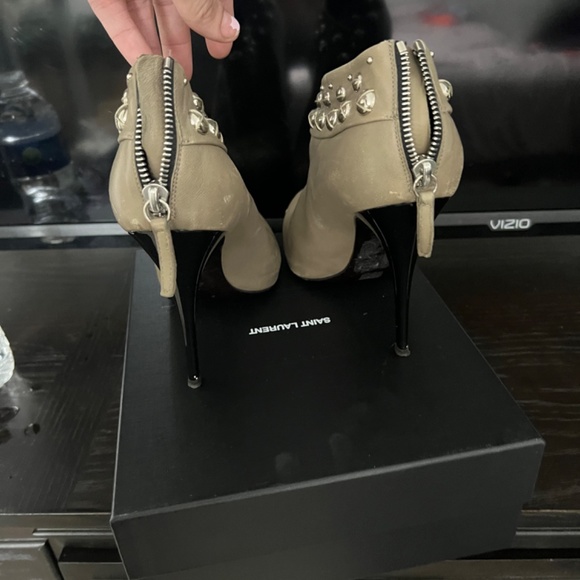 Ankle boots - Picture 2 of 5